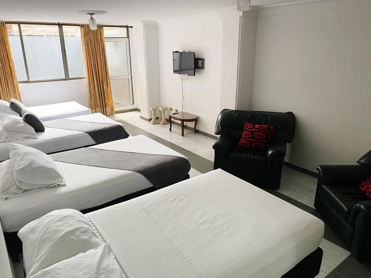 Hotel Кали Екстериор снимка