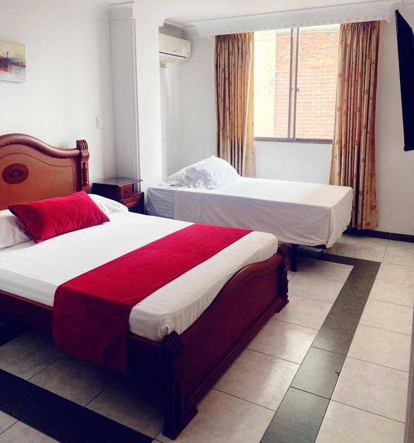 Hotel Кали Екстериор снимка