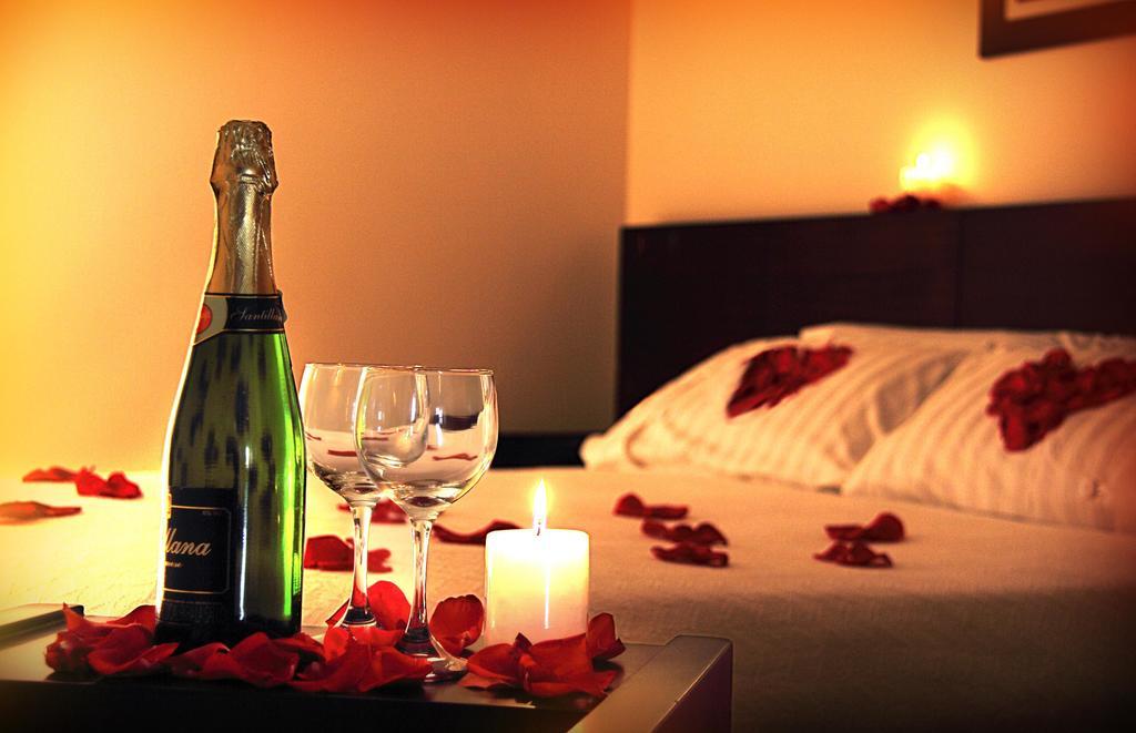 Hotel Кали Екстериор снимка
