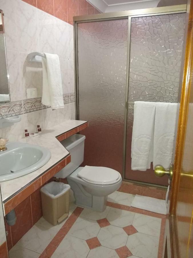 Hotel Кали Екстериор снимка